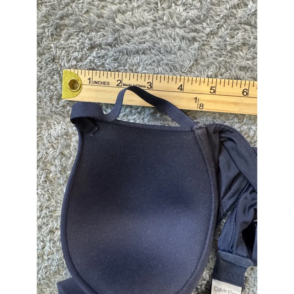 Calvin Klein T-Shirt Bra 34B Black Padded Underwire Nylon Blend